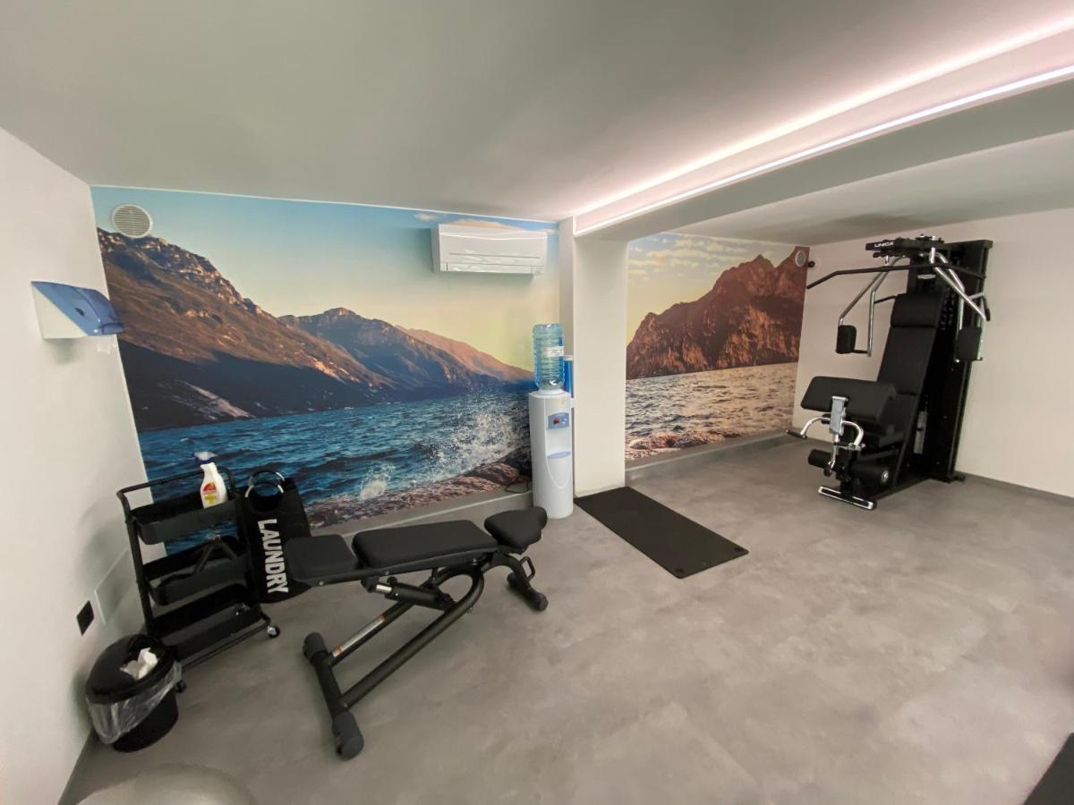 Appartamento Campagnola Mansardato Con Soppalco Riva del Garda Exteriör bild